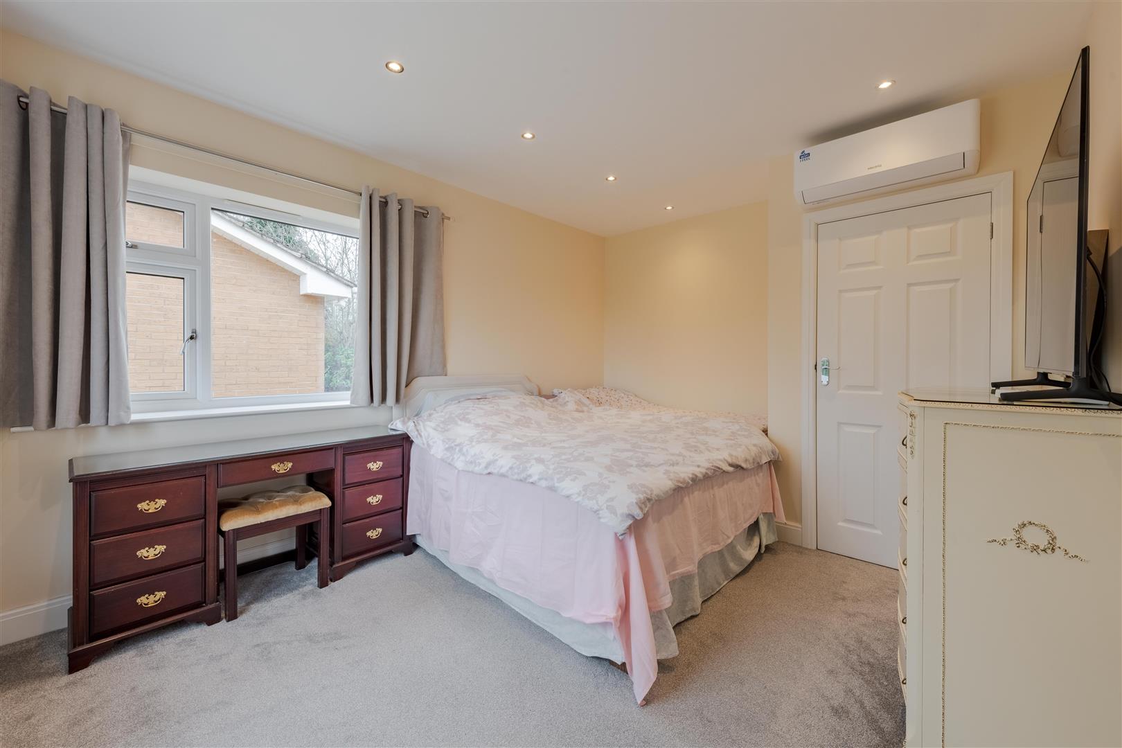 Sandy Lane, Kidderminster